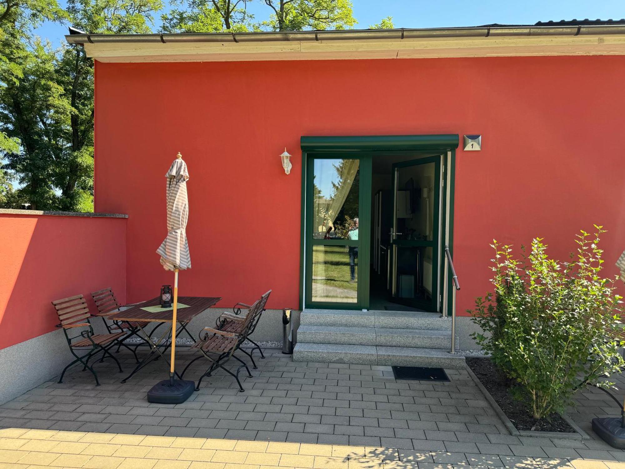 Bed & Breakfast Am Waldguertel Forst  Exterior photo